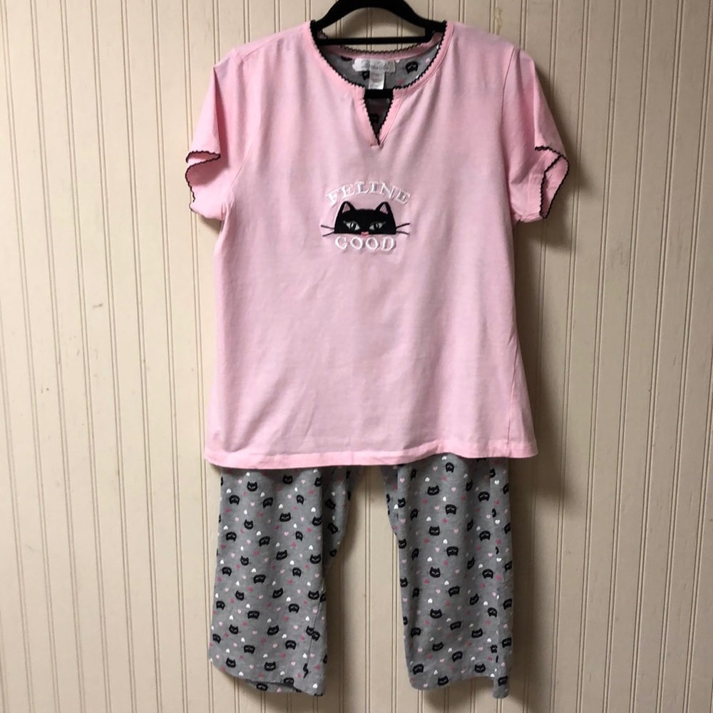 Kitty Capri Pant Pajama Set